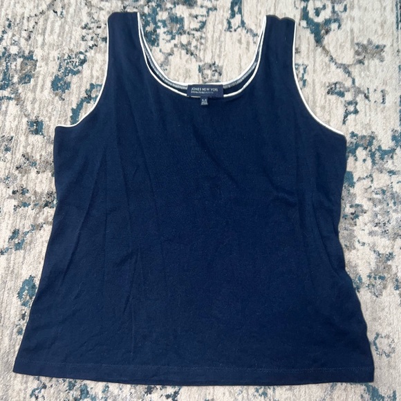 Black Tank - Picture 1 of 4